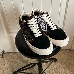 Vans Old Skool Sz 9.5